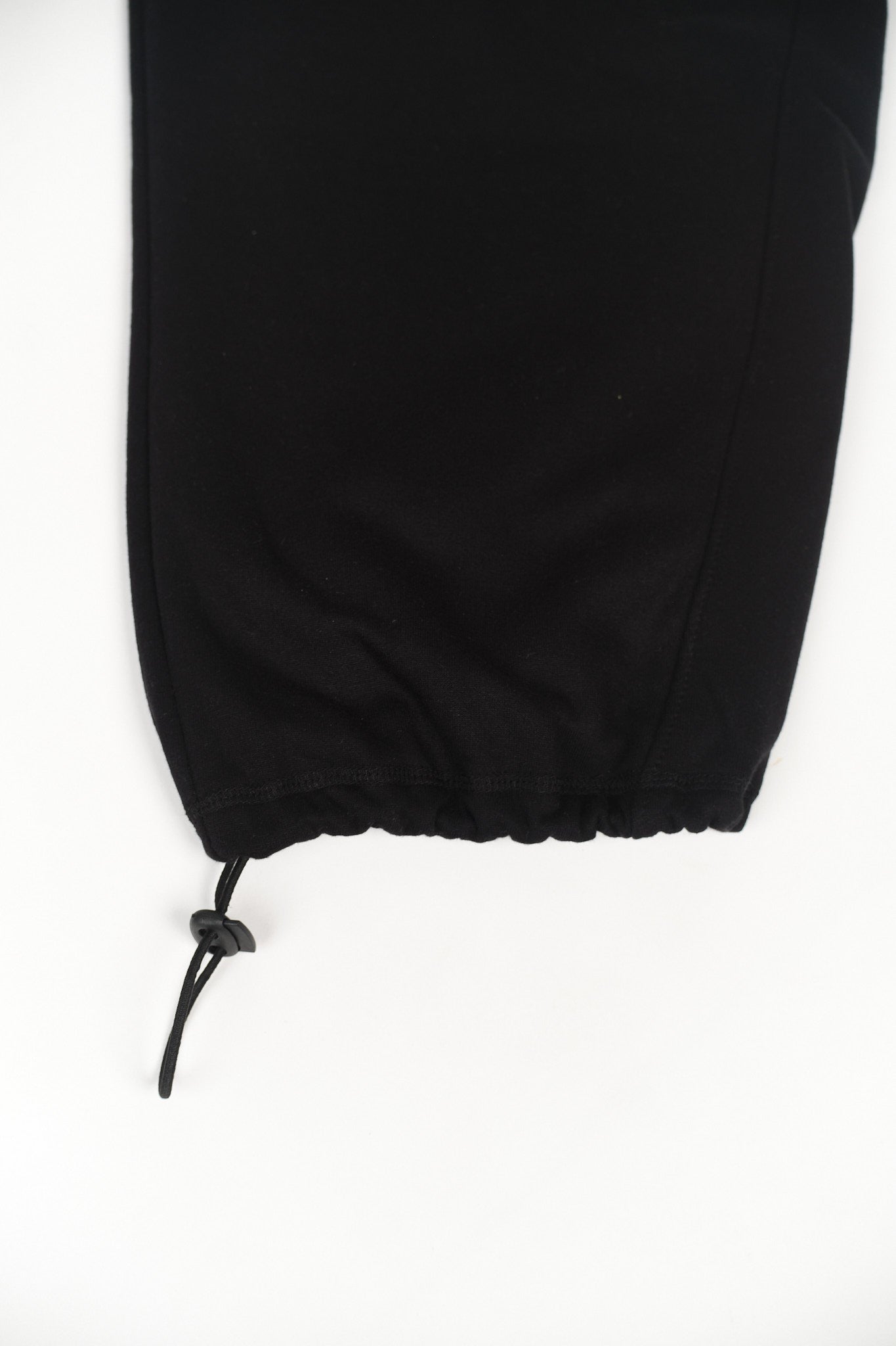JOGGER CORE NEGRO