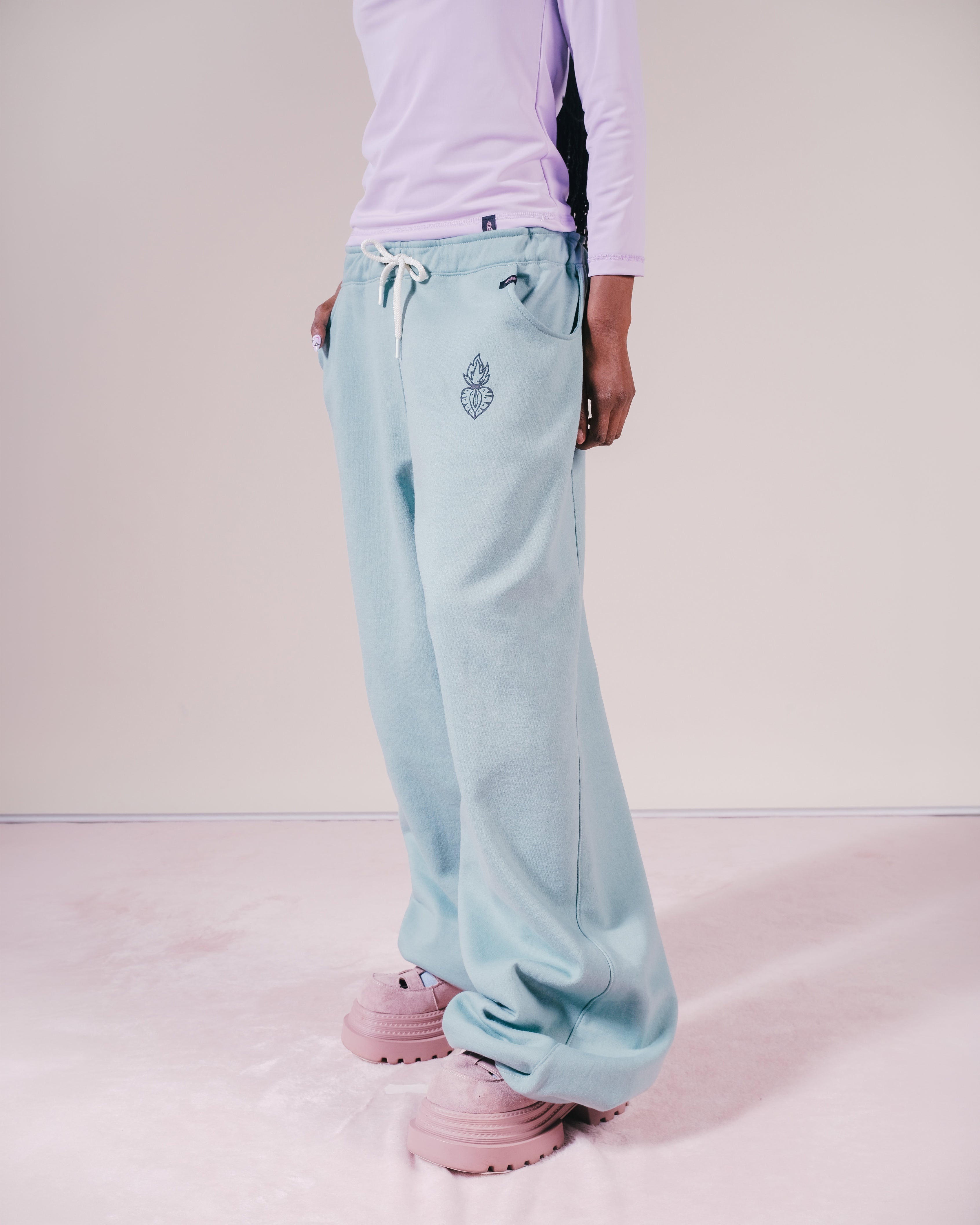 JOGGER CORE PISTACHO