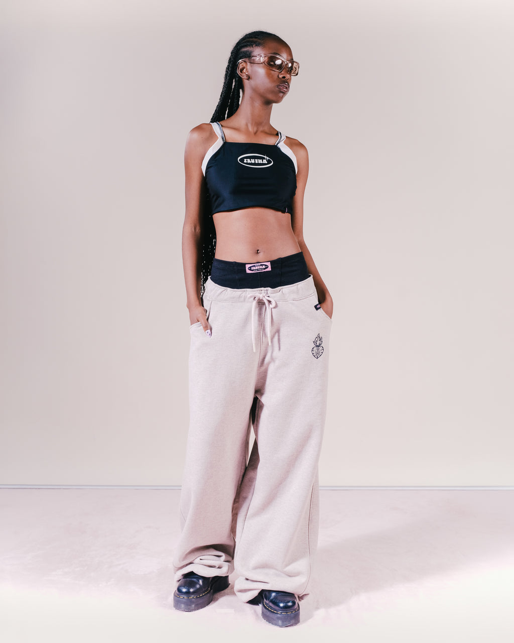 JOGGER CORE BEIGGE