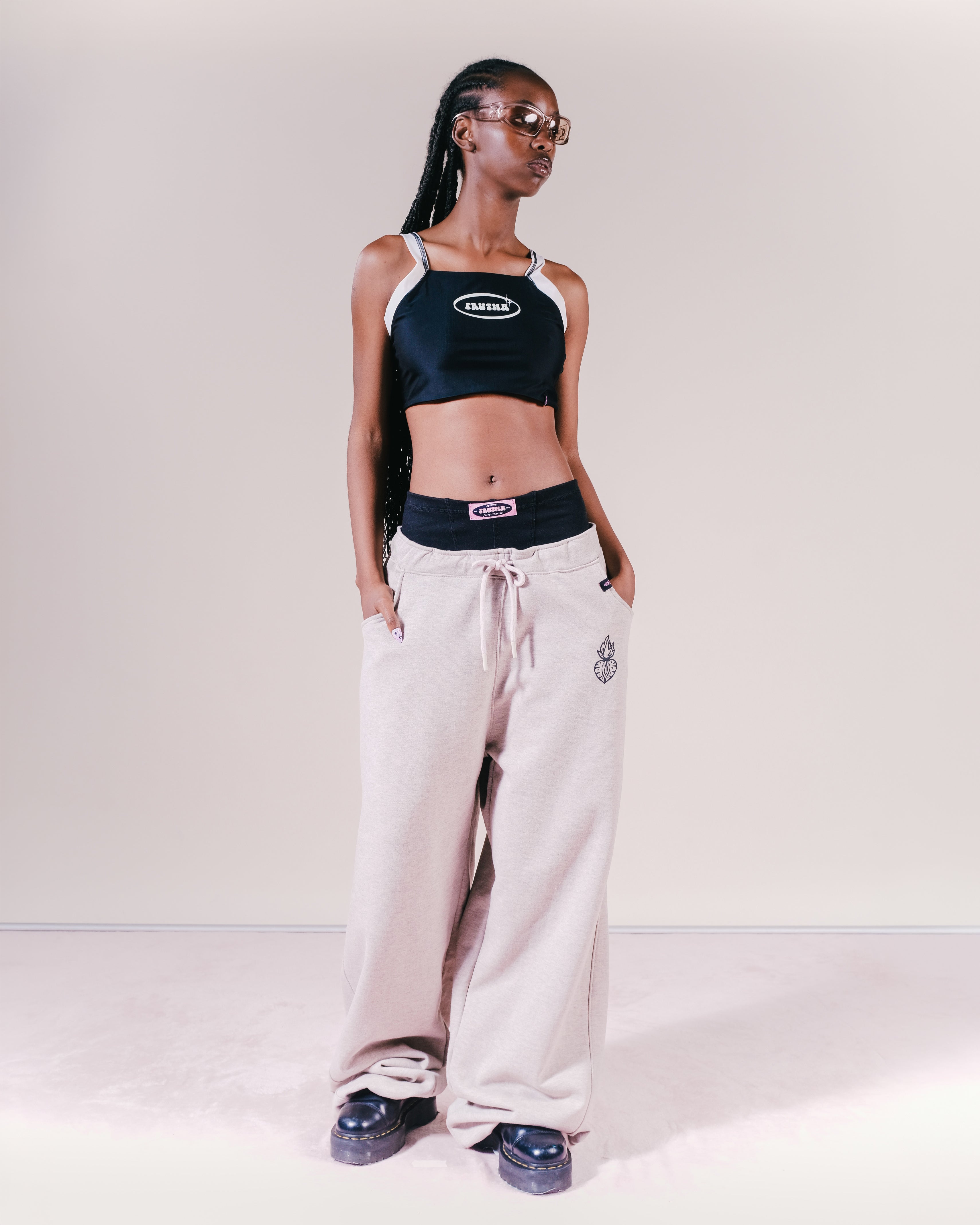 JOGGER CORE BEIGGE